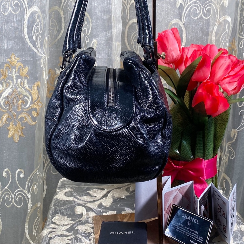 AUTH CHANEL VTG EUC Rare Quilt Bowler Shoulder Bag - Picture 10 of 16